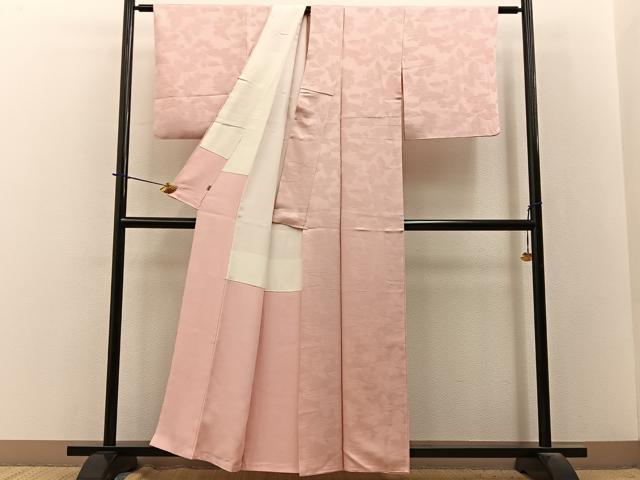 平和屋着物■上質な色無地 舞蝶地紋 虹色 松坂屋扱い 正絹 逸品 BAAY3837hj
