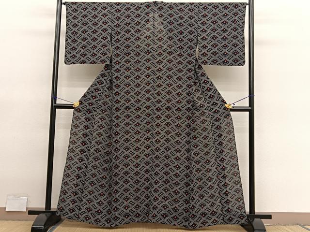 平和屋着物*夏物 小紋 絽 絞り 青海波 黒地 まるやま扱い 正絹 逸品 BAAY4206hv