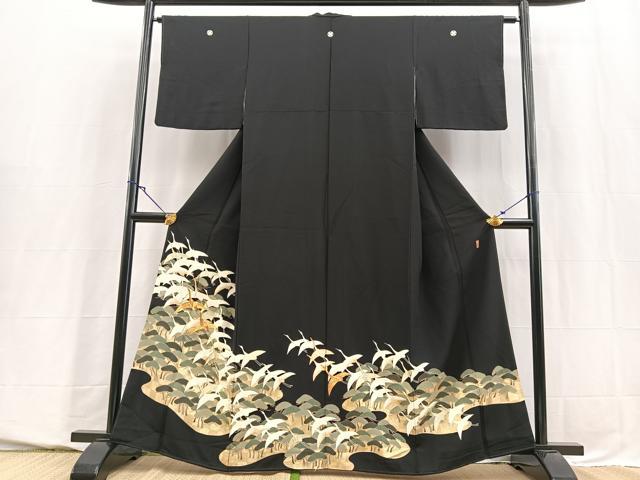 平和屋着物■豪華黒留袖 作家物 駒刺繍 飛鶴松文 金彩 正絹 逸品 BAAY5675yc