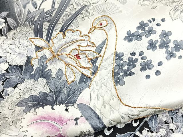 平和屋着物●豪華振袖 駒刺繍 孔雀花文 暈し染め 黒地 銀彩 正絹 逸品 BAAY5816yc