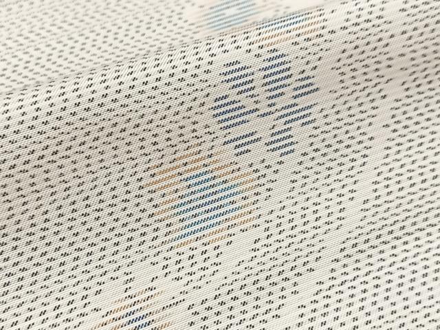 平和屋着物●本場大島紬 白大島 流水花文 やまと誂製 正絹 逸品 BAAY5967yc