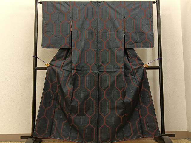 平和屋着物■本場大島紬 7マルキ 亀甲文様 正絹 逸品 未使用 BAAY6042hj