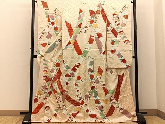 平和屋着物■豪華振袖 駒刺繍 熨斗草花文 金彩 正絹 逸品 BAAY6199hj
