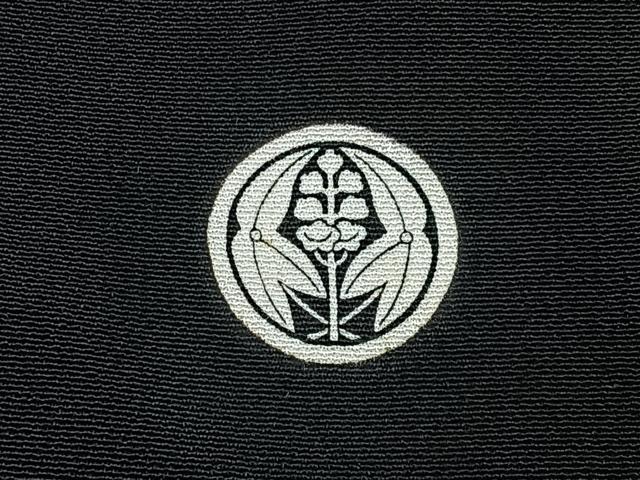 平和屋着物■豪華黒留袖 刺繍 双鶴紐文 金彩 正絹 逸品 BAAY6289hj