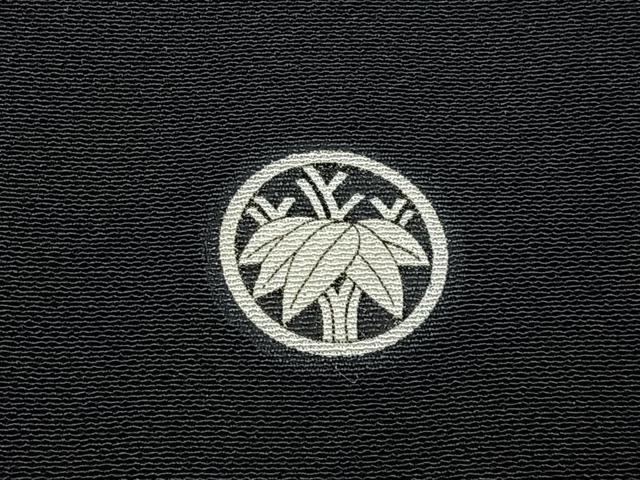 平和屋着物■豪華黒留袖 刺繍 飛鶴鏡裏花文 銀彩 正絹 逸品 BAAY6303hj
