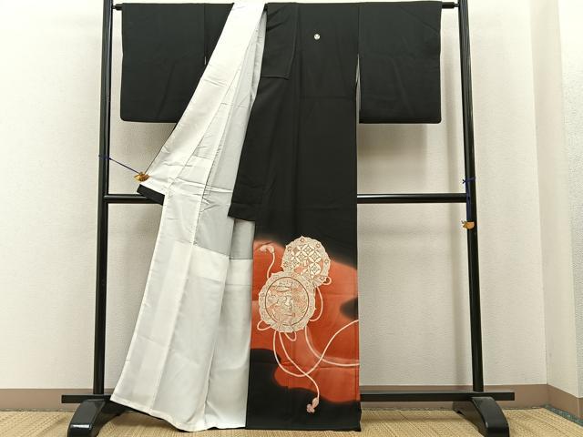 平和屋着物■豪華黒留袖 刺繍 鳳凰鏡裏花文 暈し染め 正絹 逸品 BAAY6735hj