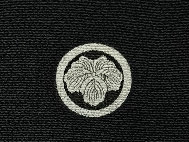 平和屋着物■豪華黒留袖 駒刺繍 扇面裏菊文 金彩 正絹 逸品 BAAY6799hj