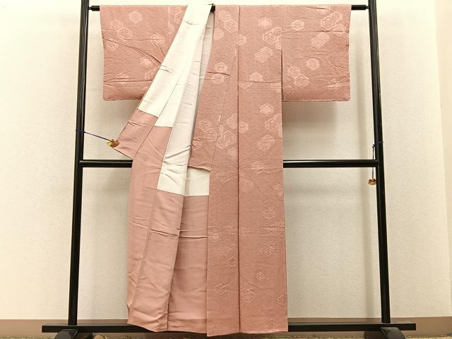 平和屋着物■上質な色無地 亀甲花地紋 深支子色 正絹 逸品 未使用 BAAY8379hj