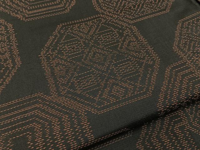 平和屋着物■本場大島紬 亀甲吉祥文 正絹 逸品 未使用 BAAY8420hj