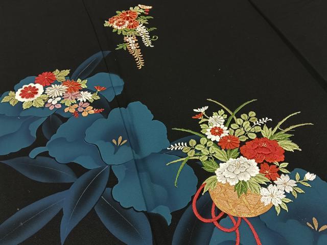 平和屋着物●豪華振袖 駒刺繍 飾花文 黒地 金彩 正絹 逸品 BAAY8492hj