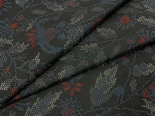 平和屋着物■本場大島紬 7マルキ 更紗花唐草文 正絹 逸品 BAAY8634hj