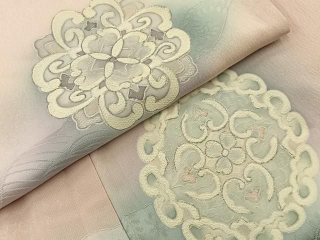 平和屋着物■中国三大刺繍 相良刺繍 訪問着 正倉院花文 暈し染め 銀彩 正絹 逸品 BAAY8676hj