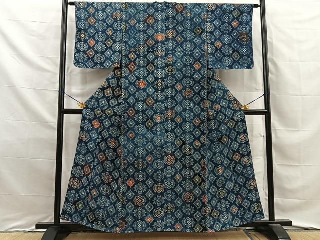 平和屋着物■上質な小紋 型染め 宝相華 正絹 逸品 未使用 BAAY8697hj