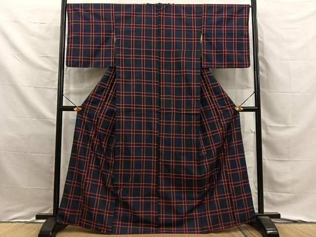 平和屋着物■本場縞大島紬 格子柄 正絹 逸品 BAAY8765hj