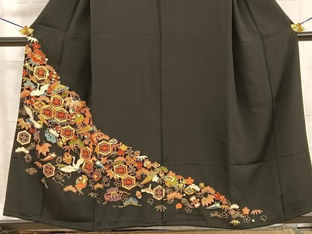 平和屋着物■豪華黒留袖 駒刺繍 松竹梅宝尽くし文 金彩 正絹 逸品 BAAY8855hj