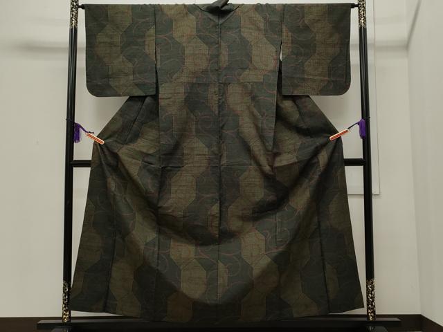 平和屋着物▽本場大島紬 単衣 7マルキ 泥染め 亀甲唐草文 正絹 逸品 CAAR4906ut