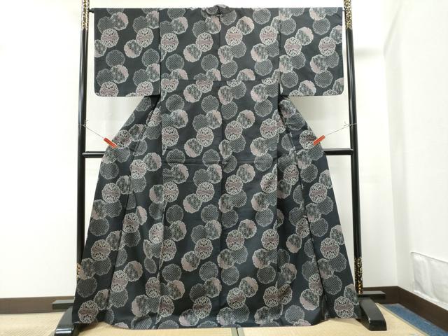 平和屋着物●上質な紬 雪輪吉祥花唐草文 黒地 正絹 逸品 CAAS7309yc