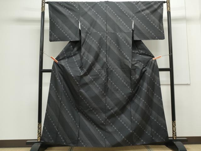 平和屋着物●本場大島紬 9マルキ 吉祥文 正絹 逸品 CAAS9263th