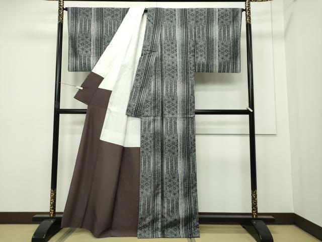 平和屋着物●本場染大島紬 麻の葉文様 正絹 逸品 CAAT0620dy
