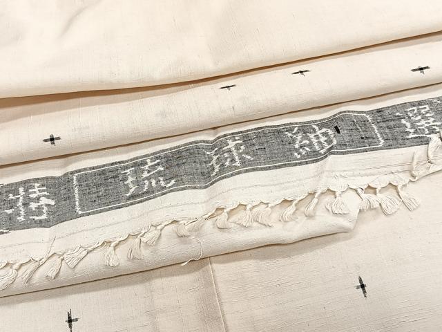 平和屋着物▽琉球紬 単衣 十字絣 反端付き 正絹 逸品 CAAT6561xi