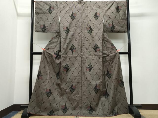 平和屋着物●本場大島紬 7マルキ 泥染め かわしげ謹製 更紗草花文 証紙付き 正絹 逸品 CAAT7130vf