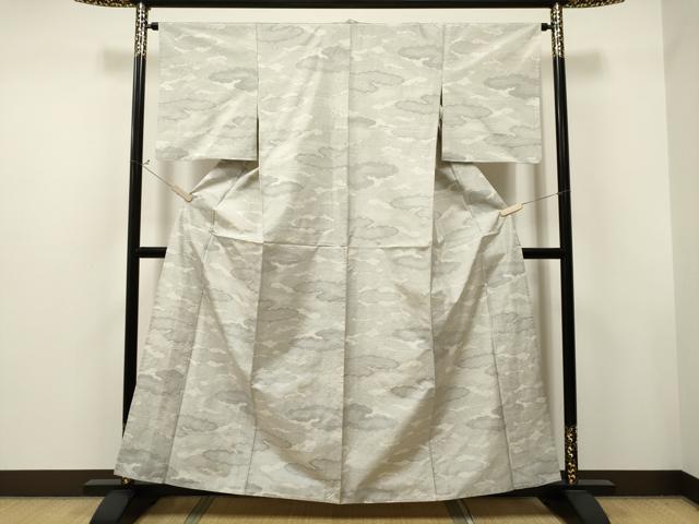 平和屋着物▽本場大島紬 単衣 白大島 9マルキ 雲重ね文 正絹 逸品 CAAT9211dy