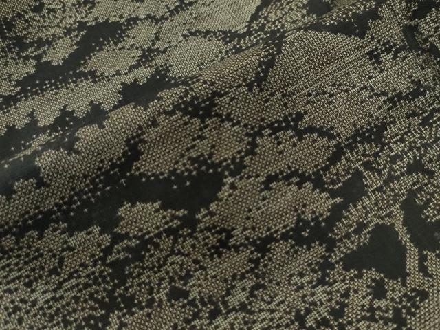 平和屋着物●本場大島紬 9マルキ 樹林風景文 正絹 逸品 CAAU2095yc