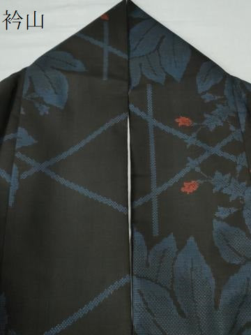平和屋着物●本場大島紬 7マルキ 網目楓花文 正絹 逸品 CAAU2674yc