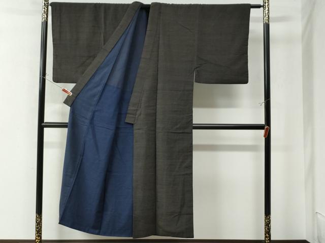 平和屋着物●男性 紬 80亀甲 黒地 正絹 逸品 CAAU2892yc