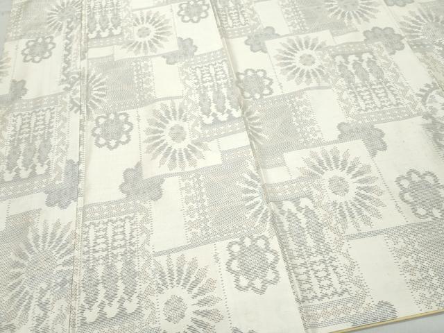 平和屋着物●本場大島紬 白大島 吉祥花文 正絹 逸品 CAAU9687vf