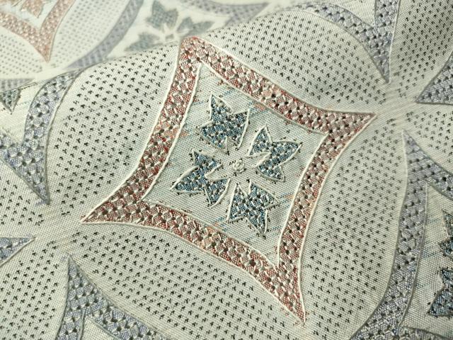 平和屋着物●都喜ヱ門 本場大島紬 訪問着 中国三大刺繍 スワトウ刺繍 白大島 9マルキ 七宝花文 藤絹織物謹製 正絹 逸品 CAAV4759vp