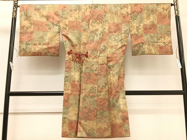 平和屋着物#道中着 市松草花文 ロング丈 正絹 逸品 CAAV5613id