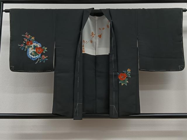 平和屋着物#羽織 作家物 休み鳥枝花文 黒地 正絹 逸品 未使用 CAAV5748id