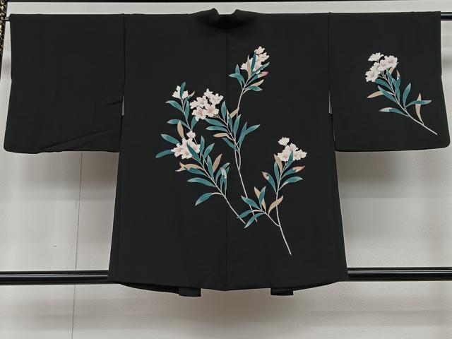 平和屋着物#羽織 友禅 枝花文 黒地 正絹 逸品 CAAV5841id