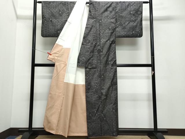 平和屋着物●本場大島紬 7マルキ 吉祥花文 正絹 逸品 CAAV6548vf