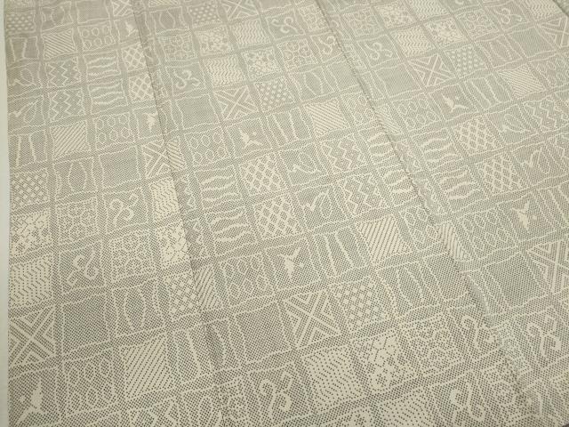 平和屋着物●本場大島紬 白大島 7マルキ 吉祥文 正絹 逸品 CAAV9370ze