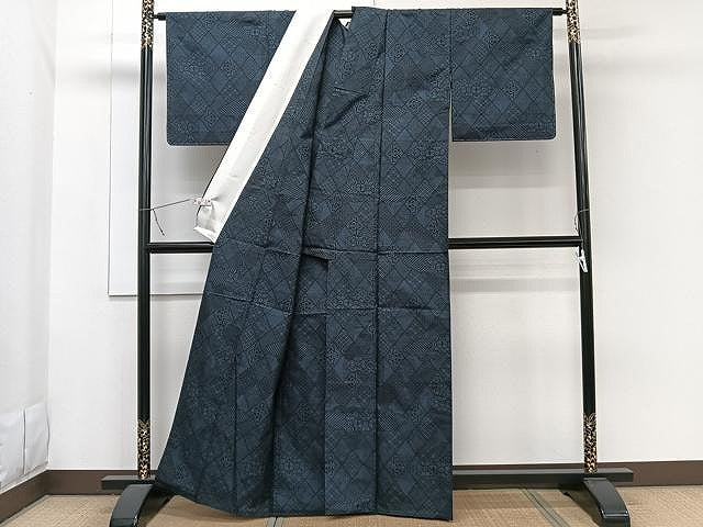 平和屋着物▽本場大島紬 単衣 7マルキ 花菱文 正絹 逸品 未使用 CAAW1376xi