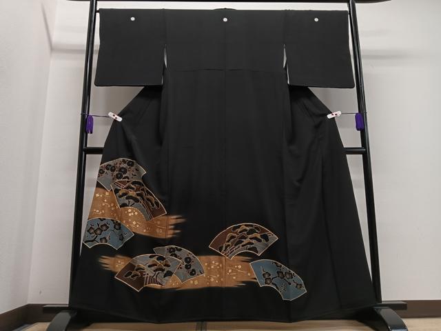 平和屋着物■豪華黒留袖 駒刺繍 地紙梅松文 金彩 正絹 逸品 CAAW2017ua