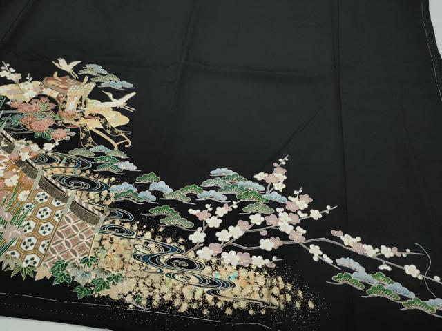 平和屋着物●豪華黒留袖 御所車飛鶴屏風草花文 金彩 正絹 逸品 CAAW3944vf