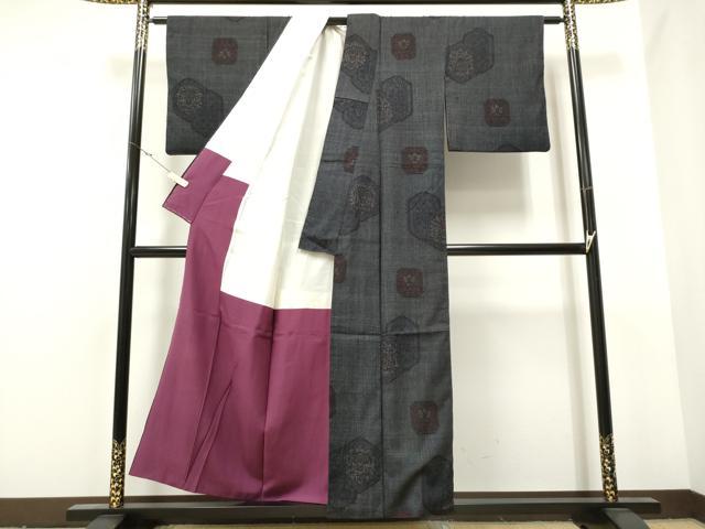 平和屋着物●本場結城紬 重要無形文化財 80亀甲 亀甲花文 正絹 逸品 CAAW4413hy