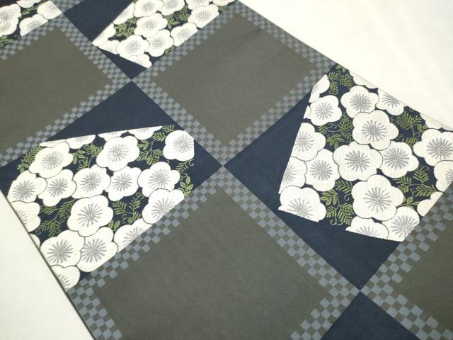 平和屋着物●六通柄袋帯 唐織 市松舞梅文 金糸 正絹 逸品 CAAW4694hy