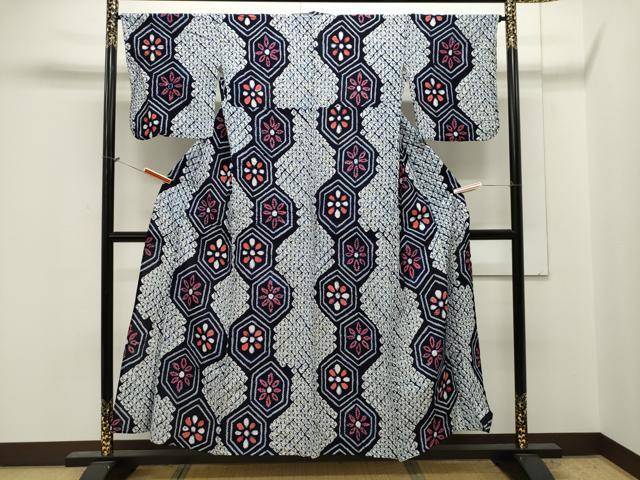 平和屋着物∴夏物 浴衣 有松鳴海絞り 亀甲花文 綿 逸品 CAAW5097dy