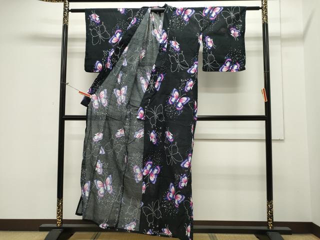 平和屋着物∴夏物 綿紅梅 浴衣 舞蝶文 黒地 銀彩 綿 逸品 CAAW5148dy