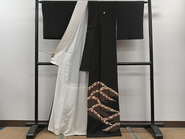 平和屋着物■豪華黒留袖 駒刺繍 立波吉祥文 金彩 正絹 逸品 CAAW6019kb