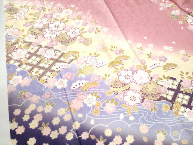 平和屋着物●豪華振袖 浜松毬舞桜文 暈し染め 金彩 正絹 逸品 CAAW7295yc