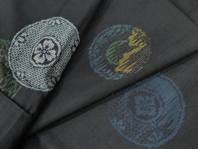 平和屋着物●本場大島紬 割り込み絣 花唐草文 正絹 逸品 未使用 CAAW7308yc