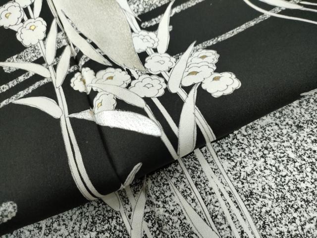 平和屋着物●訪問着 鷺草花文 たたき染め 黒地 金銀彩 正絹 逸品 CAAW7483yc