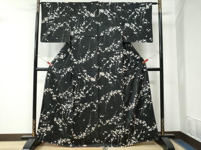 平和屋着物●上質な小紋 枝梅文 黒地 金彩 正絹 逸品 未使用 CAAW7827yc