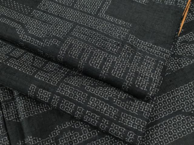 平和屋着物●結城紬 80亀甲 霞吉祥文 黒地 正絹 逸品 CAAW8070yc