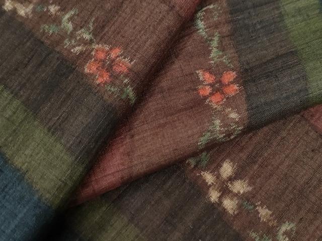 平和屋着物●上質な紬 よろけ縞 花唐草文 正絹 逸品 CAAW8312yc